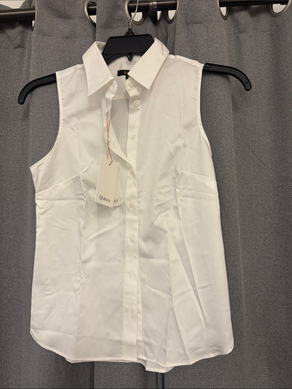 Quince White Sleeveless Button-Down Blouse